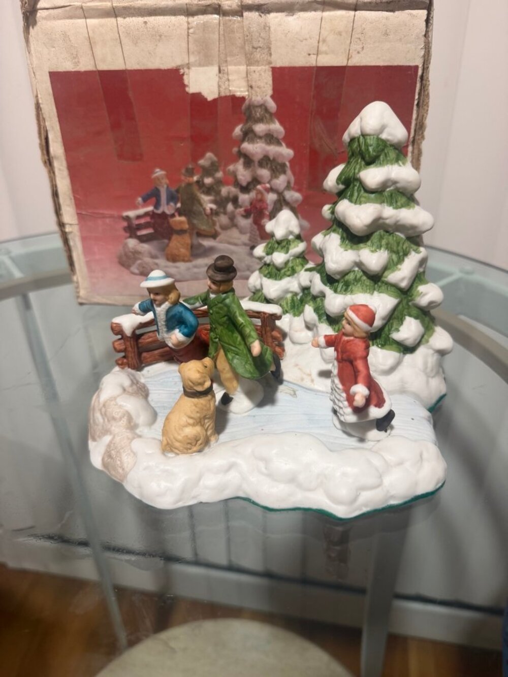 Vintage Porcelain Ice Skating Pond Scene Figurine Christmas Village